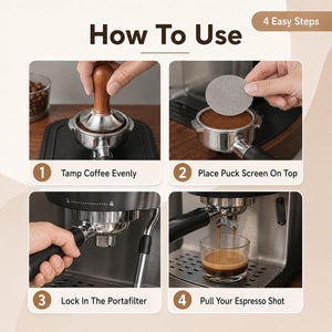 Så använder du puck screen: tampa kaffet, lägg på puck screen, sätt i portafiltern och brygg